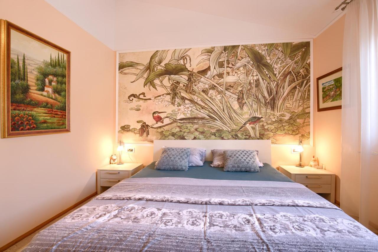 Appartement Tomisha à Pjescana Uvala Extérieur photo
